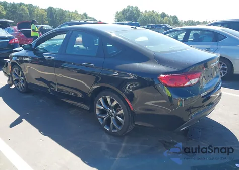 2015 Chrysler 200 S из США, поврежденный, VIN 1C3CCCBB5FN626633